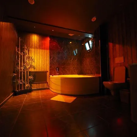 アパートホテル Second House