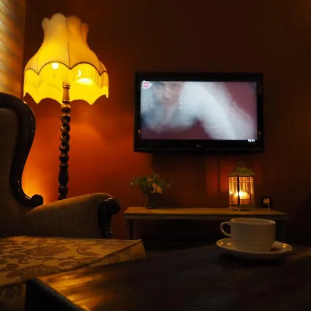 Second House Apartmanhotel